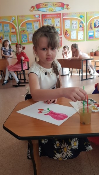 А ну-ка, девочки